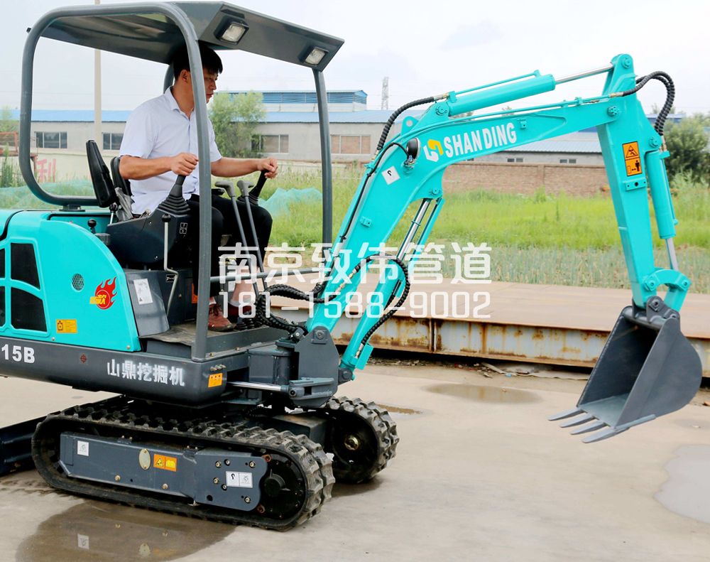 350中央商务区小型挖机